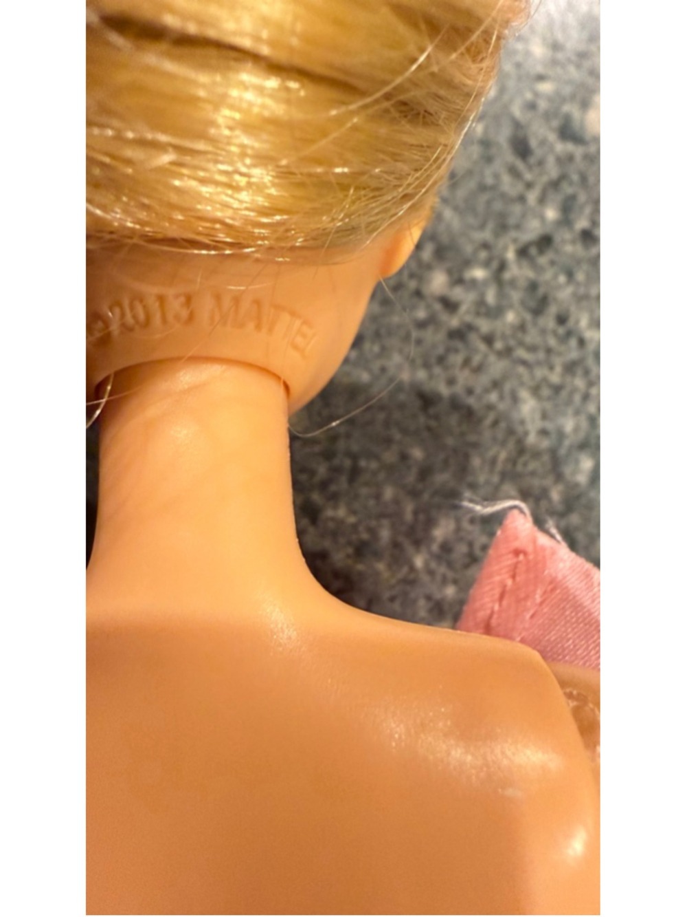 Barbie Glam Fishtail Gown doll - Picture 8 of 8